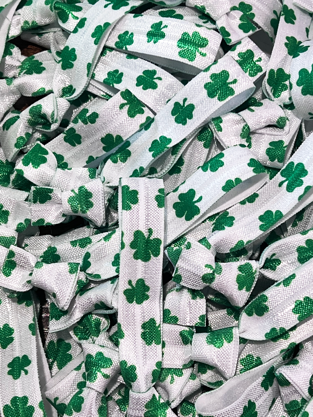 Green Shamrocks | Print Hair Ties